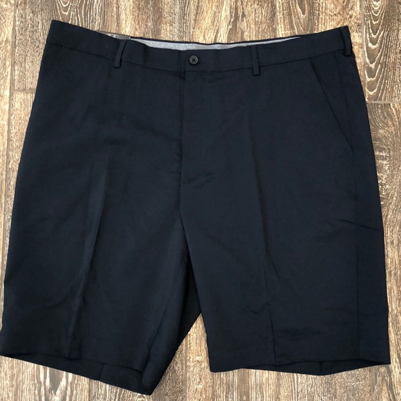 NWT Greg Norman Black Shorts Size 40 - Picture 1 of 5